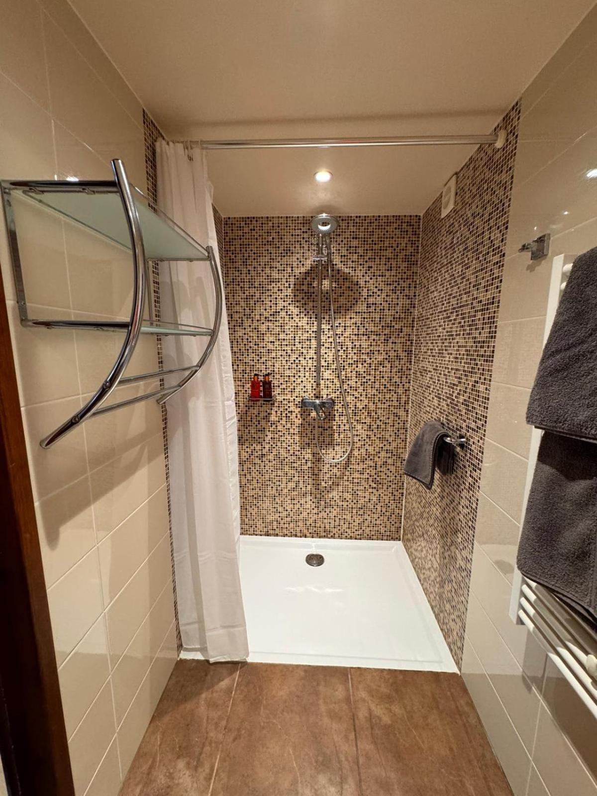 B&B Maison Des Etoiles Chambre D'Hotes Adult Only Verrieres  Exterior foto